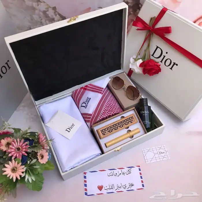 طقم شماغ. مع ملحقاته 17