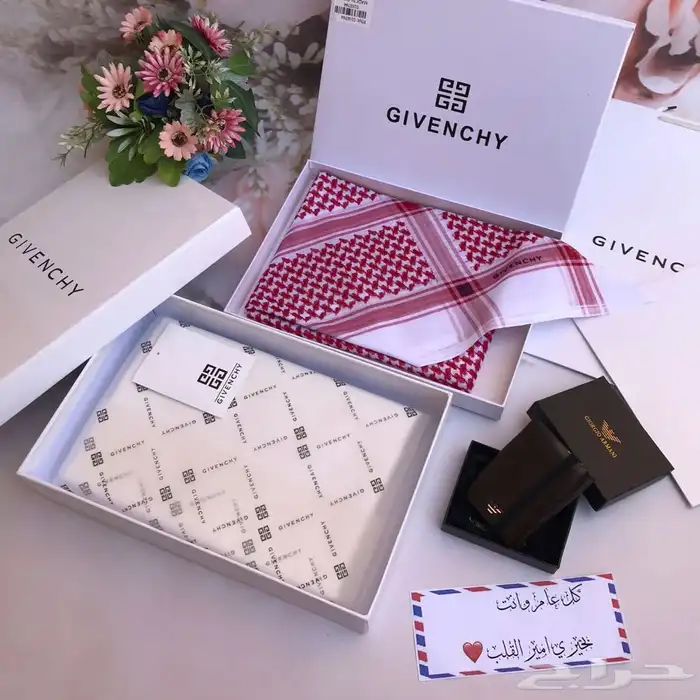 طقم شماغ. مع ملحقاته 13