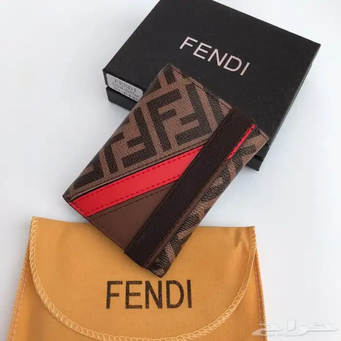 طقم شماغ. مع ملحقاته 97