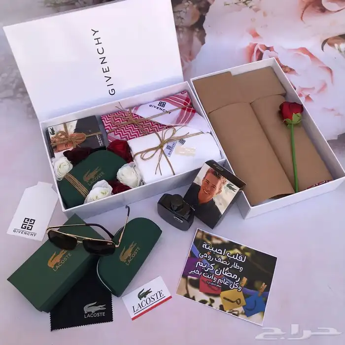 طقم شماغ. مع ملحقاته 20