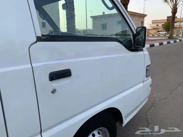 فان متسوبيشي مخزن .. مبيعات حكومية .. 9