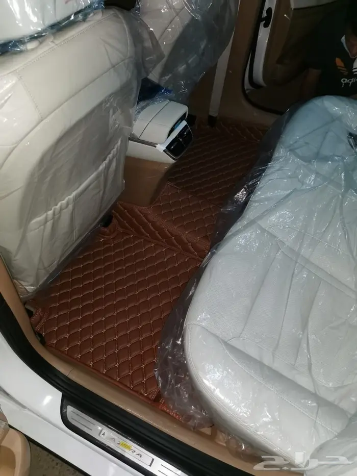 ارضيات جلد فاخره للسيارات  2