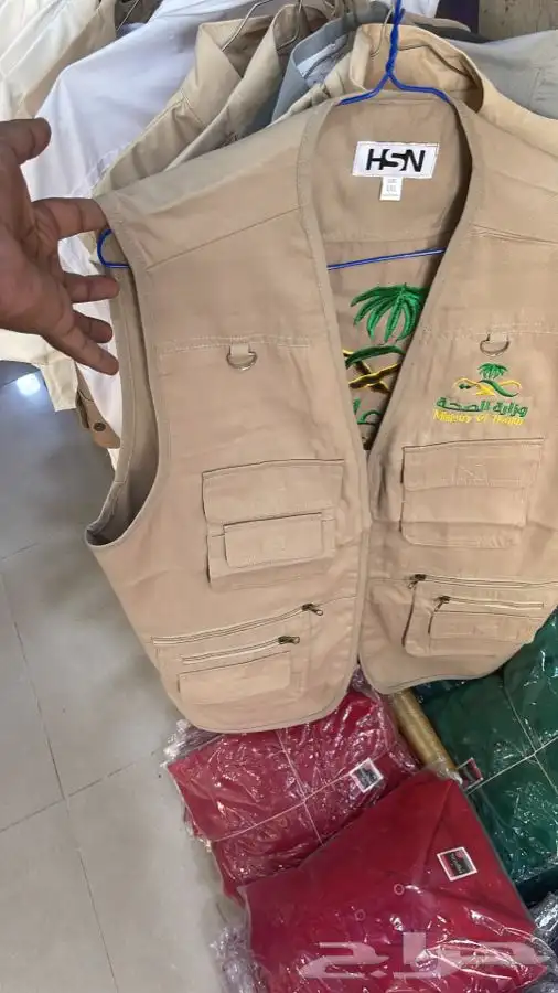 لمسات لزي الموحدطباعه طباعه تطريززيموحدكابات فنايل كشافه حرس 13