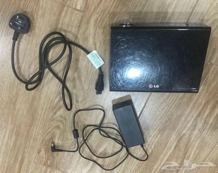 بروجكتر LG للبيع او التأجير 5
