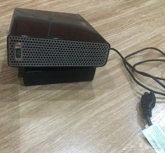 بروجكتر LG للبيع او التأجير 4