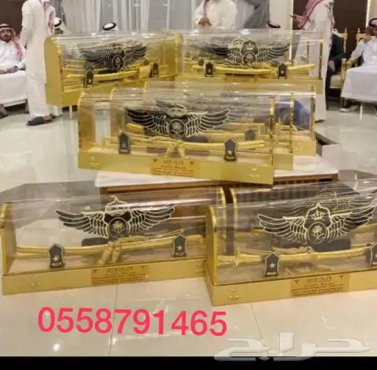 دروع تخرج ملازم سيف كلية الامنية هدايا رجالي اطقم بشوت 12