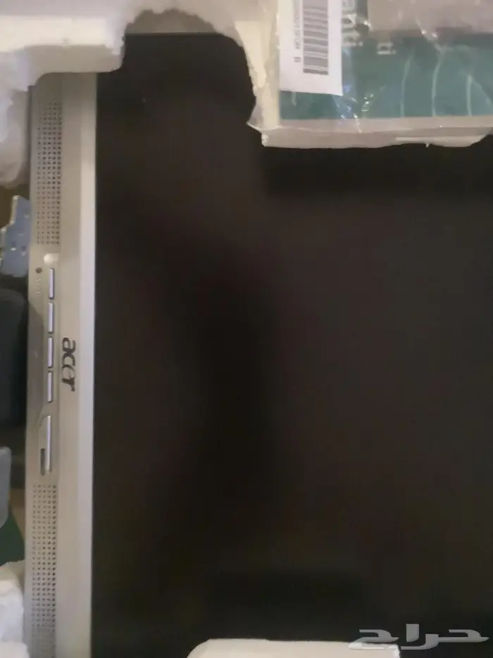 شاشة أيسر 17أنش جديد بالكرتون 1