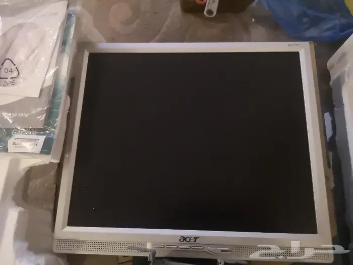 شاشة أيسر 17أنش جديد بالكرتون 0