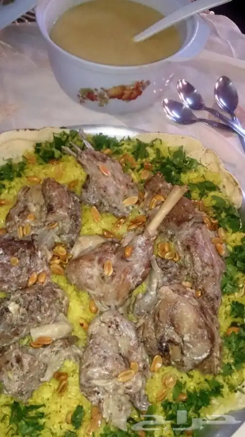 منسف اردني باللحم النعيمي والجميد الكركي بالسمن البلدي 4