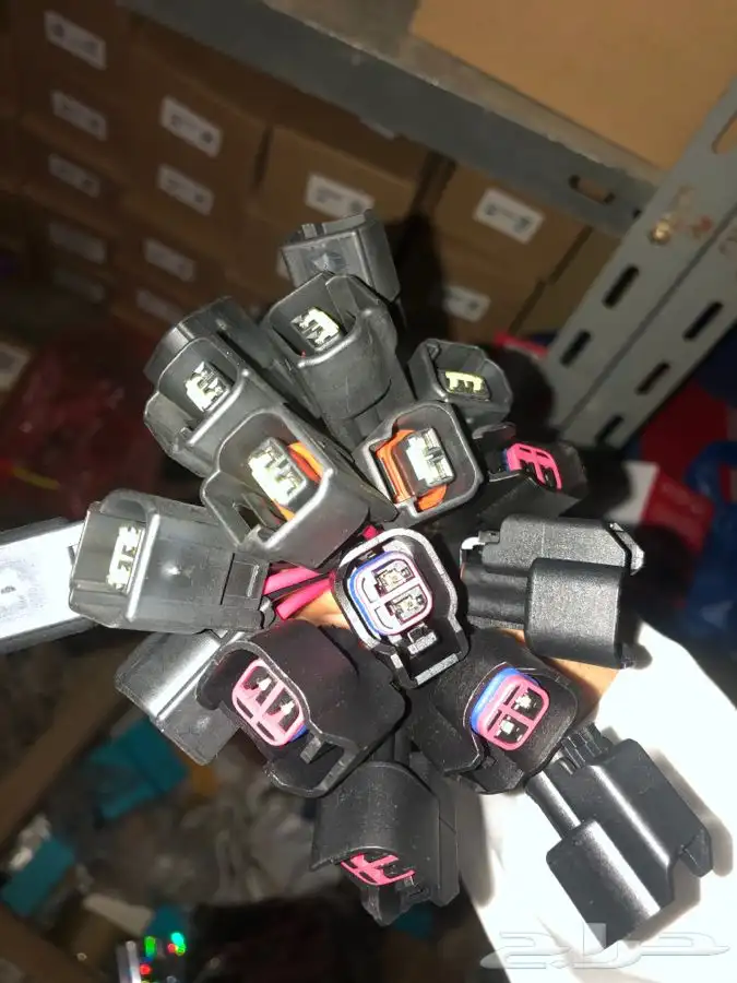 أفياش كويلات وبخاخات فورد فكتوريا وقراند ماركيز. 7