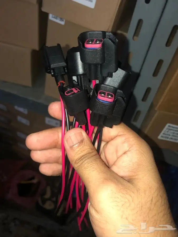 أفياش كويلات وبخاخات فورد فكتوريا وقراند ماركيز. 8