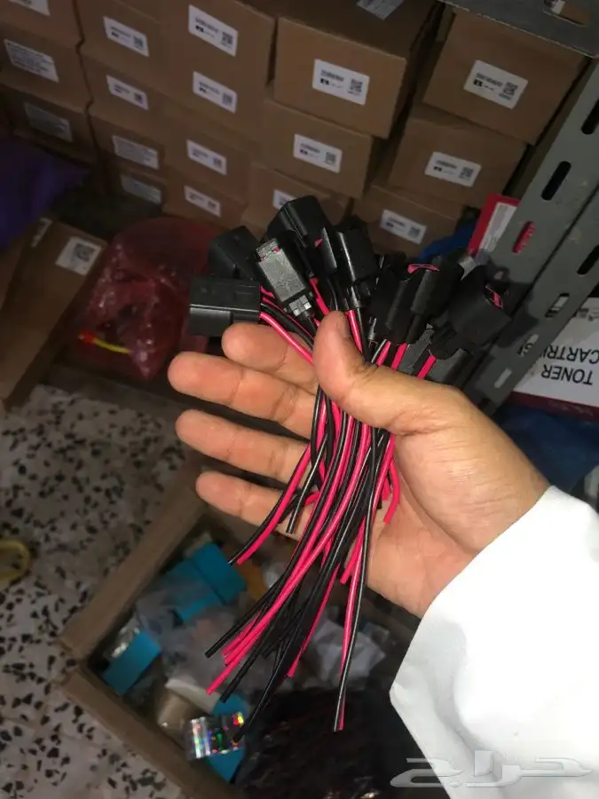 أفياش كويلات وبخاخات فورد فكتوريا وقراند ماركيز. 3