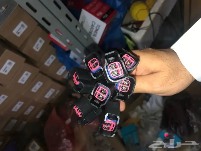 أفياش كويلات وبخاخات فورد فكتوريا وقراند ماركيز. 9