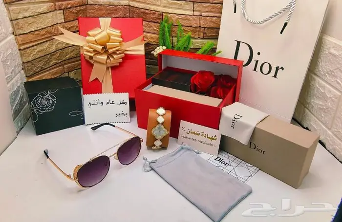 اطقم هدايا نسائي ضمان سنه 24