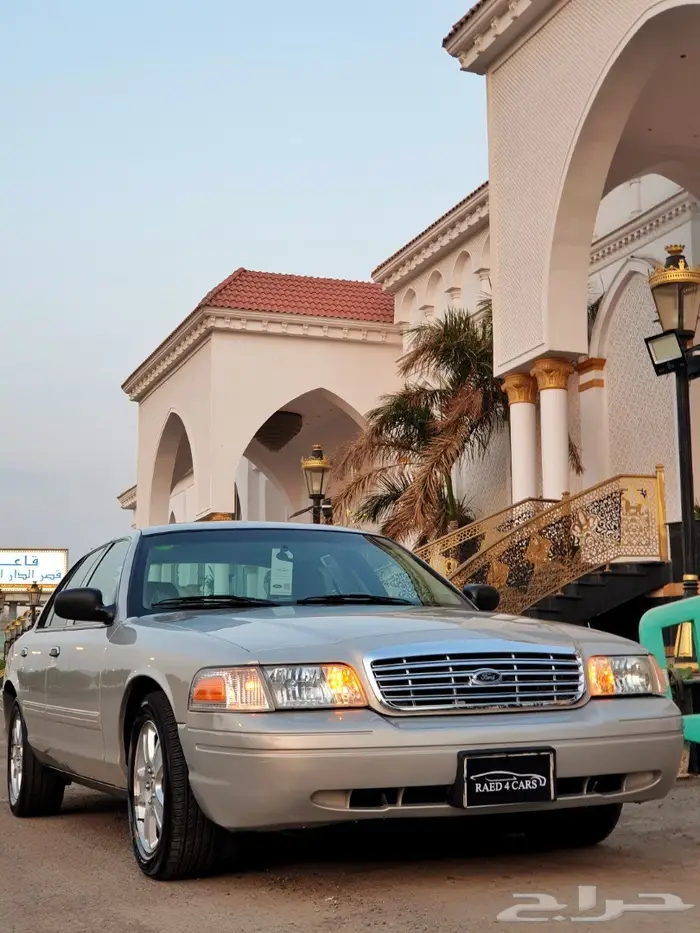 ( مباع ) فورد فكتوريا 1