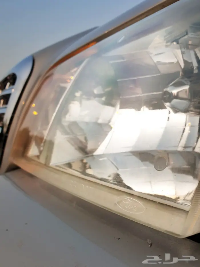 ( مباع ) فورد فكتوريا 3