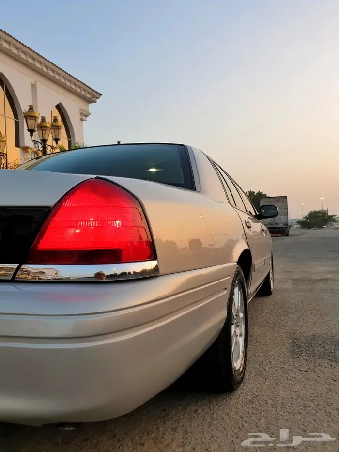 ( مباع ) فورد فكتوريا 11