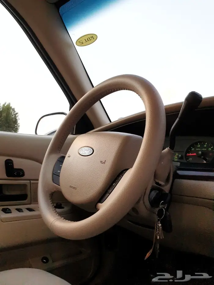 ( مباع ) فورد فكتوريا 22