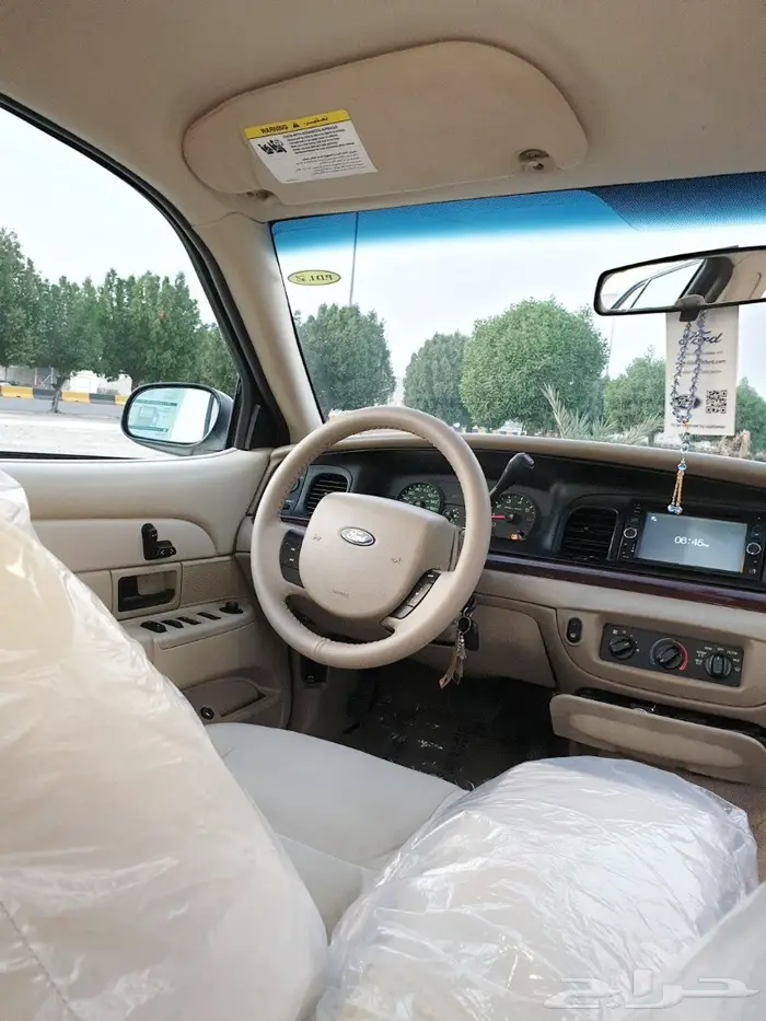 ( مباع ) فورد فكتوريا 25