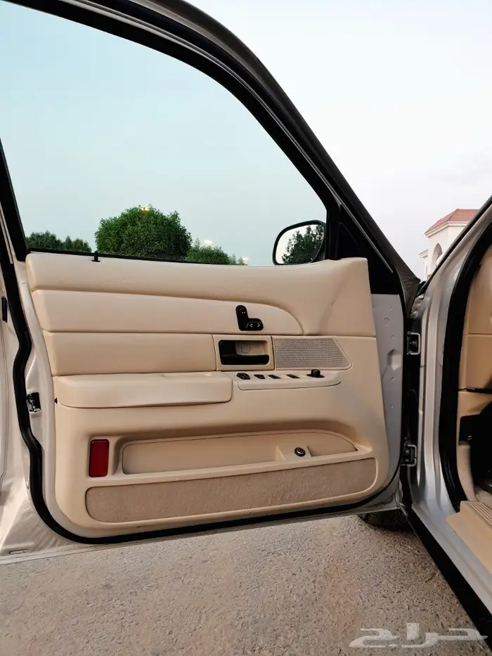 ( مباع ) فورد فكتوريا 27