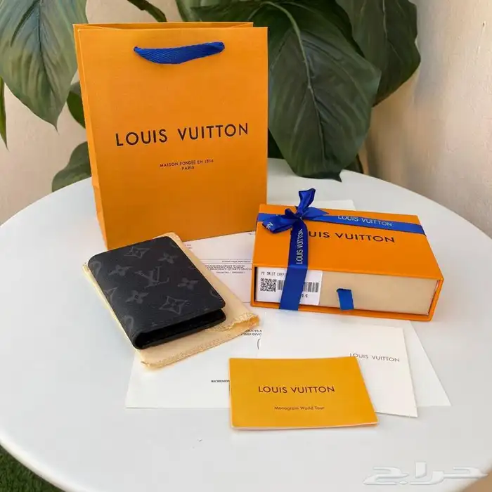 اساور لويس فيتون رجاليه باناقه وجوده ممتازه    9