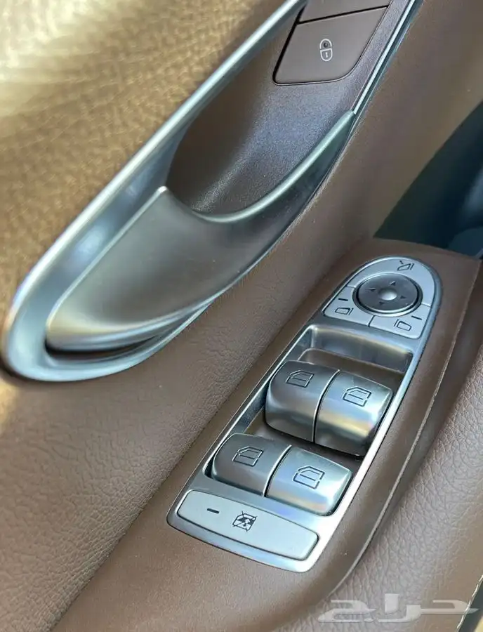 مرسيدس 200 E موديل2021علي الضمان ممشي11الف فقط 38