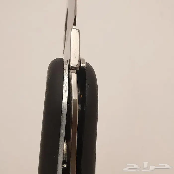 سكين جيب من شركة فيكترونيكس السويسرية 4