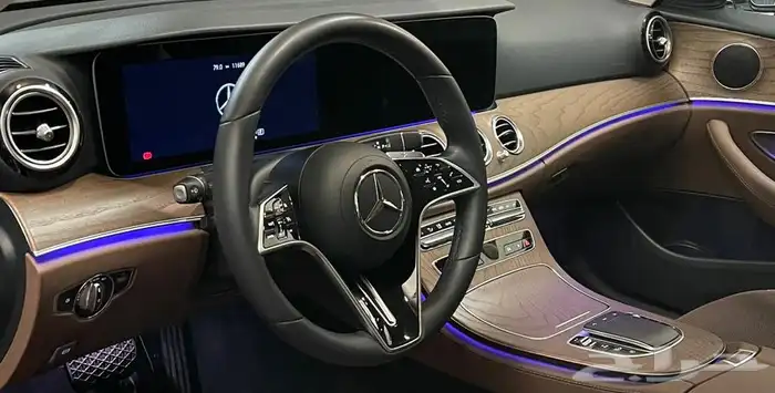 مرسيدس 200 E موديل2021علي الضمان ممشي11الف فقط 75