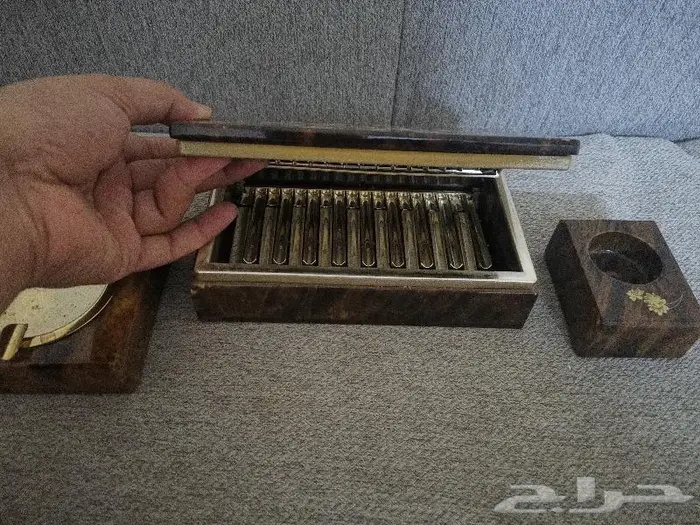 حامل سجائر وطفاية قديمة 6