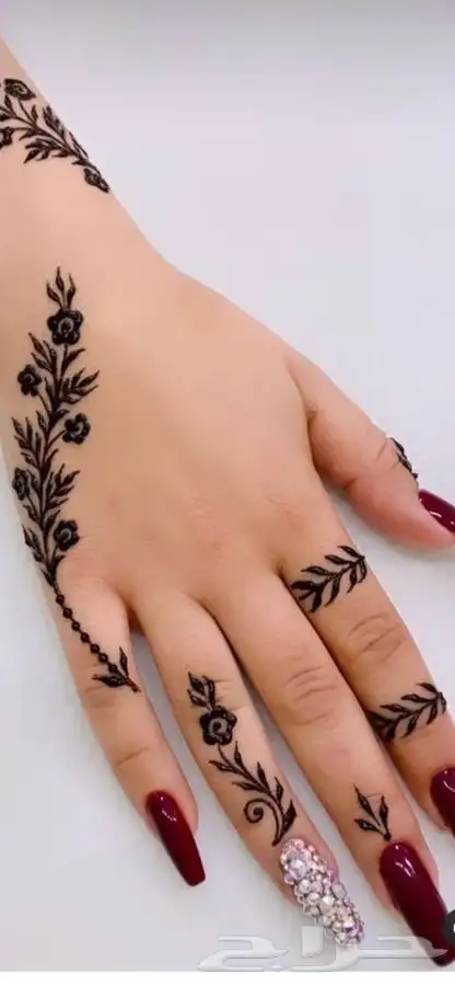 نقش حنا اسود واحمروصبغ وتشقير حواجب 1