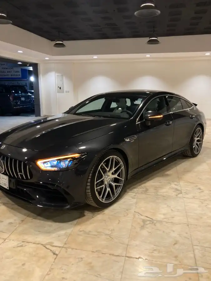 مرسيدس GT 43 موديل 2022 للأيجار 2