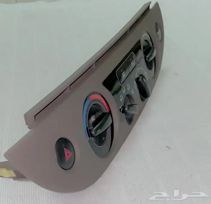 ديكورات كامري 2003 2006 لون بيج 4