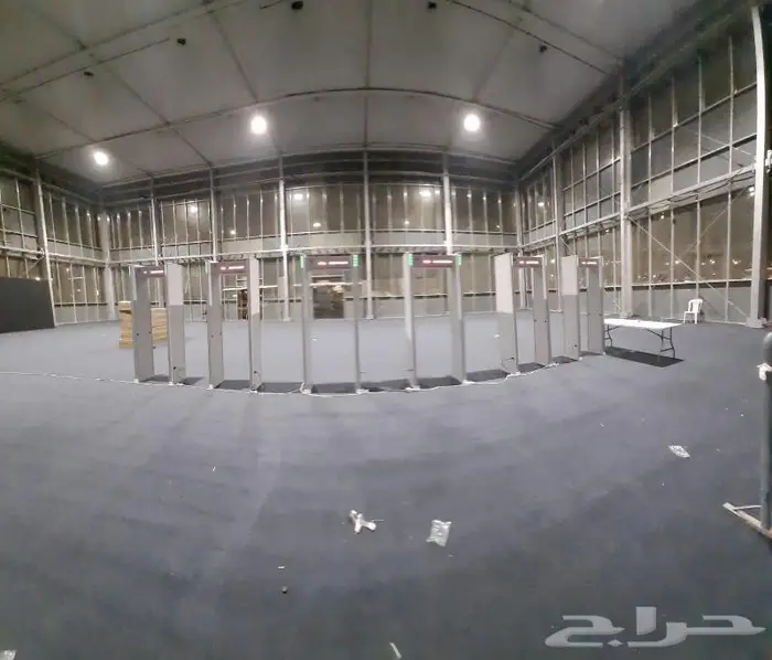 بوابات كشف المعادن والتفتيش الأمني 4