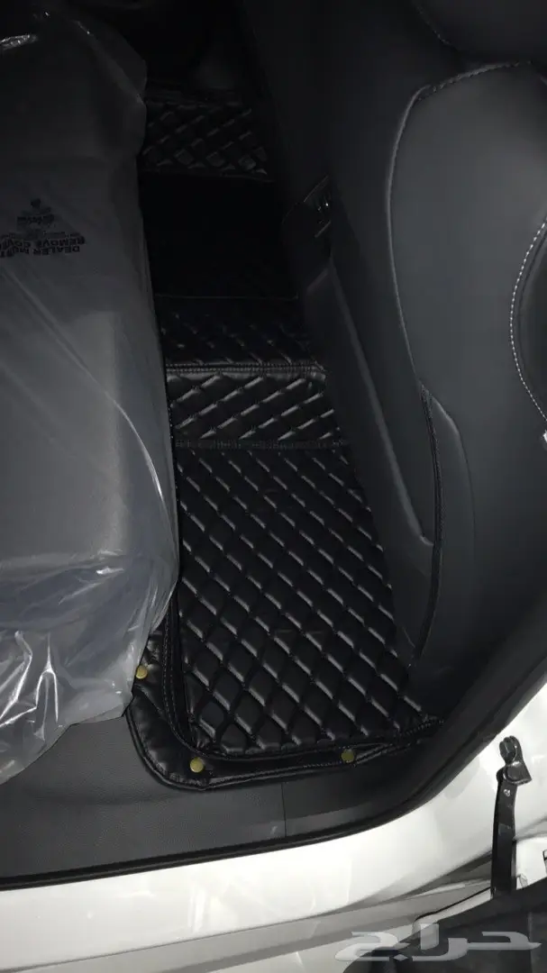 ارضيات جلد فاخره للسيارات  10