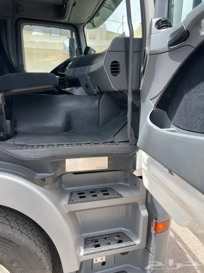 ( تم البيع ) مرسيدس أكتروس هاقن موديل 2013 6