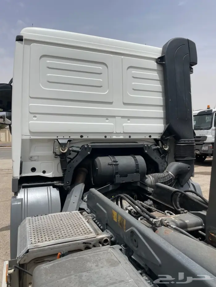 ( تم البيع ) مرسيدس أكتروس هاقن موديل 2013 14