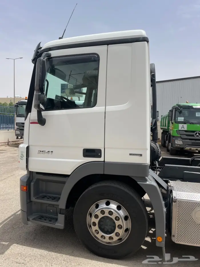 ( تم البيع ) مرسيدس أكتروس هاقن موديل 2013 17