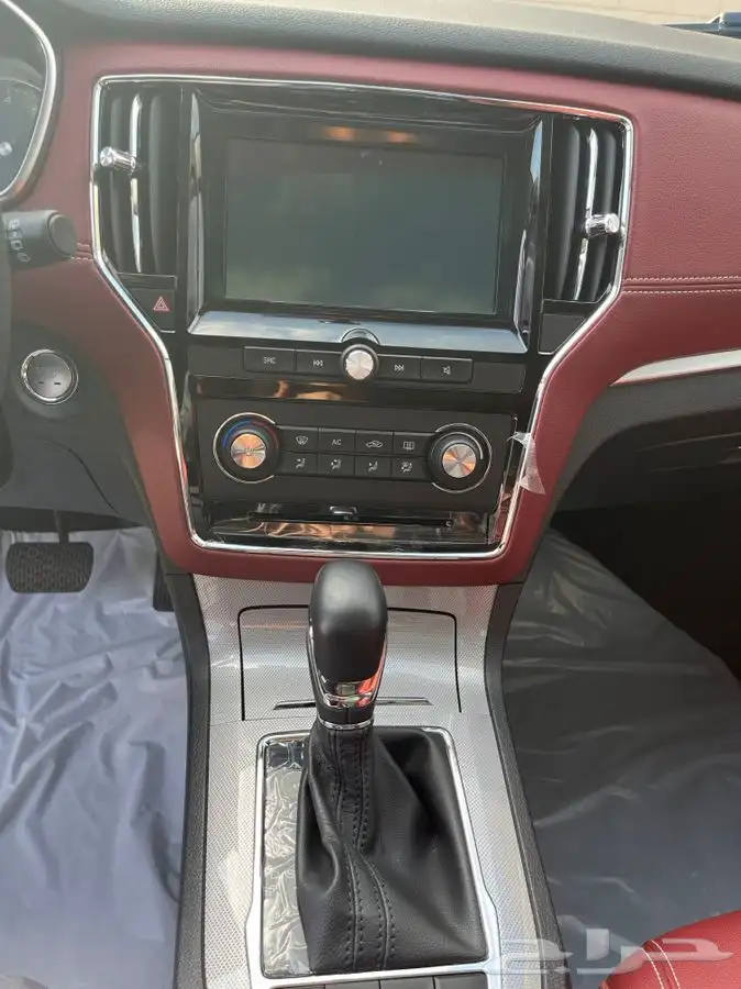 ام جي RX5 2020 10