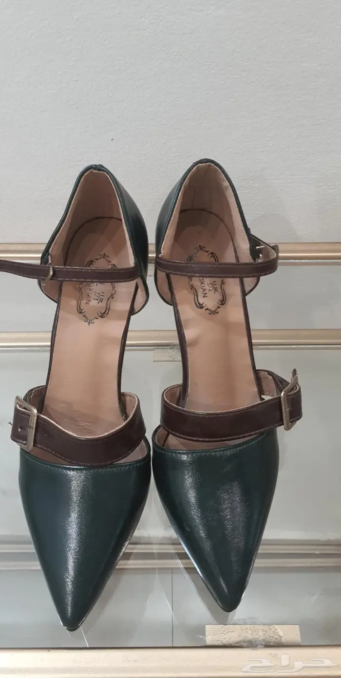 للبيع احذيه نسائية ماركة او البدل بي احذية رجالية 3