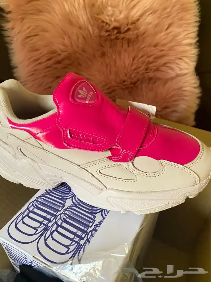 شوز سبورت اديداس 1