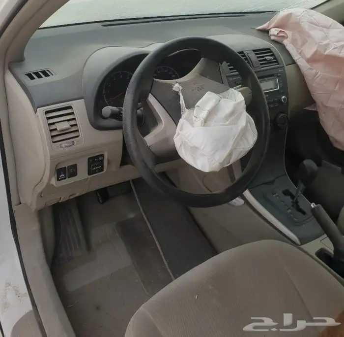 كورلا 2013 قطع غيار فقط. 1