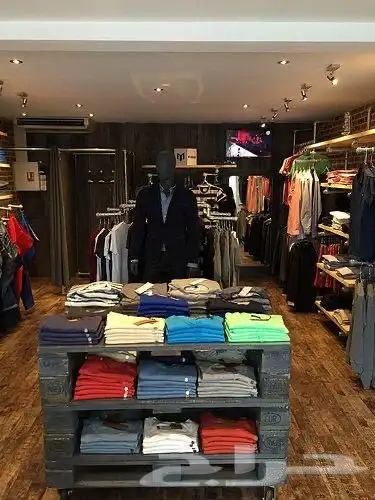 مقاول تنفيذي كل انواع الديكورات للمحلل التجاري 2