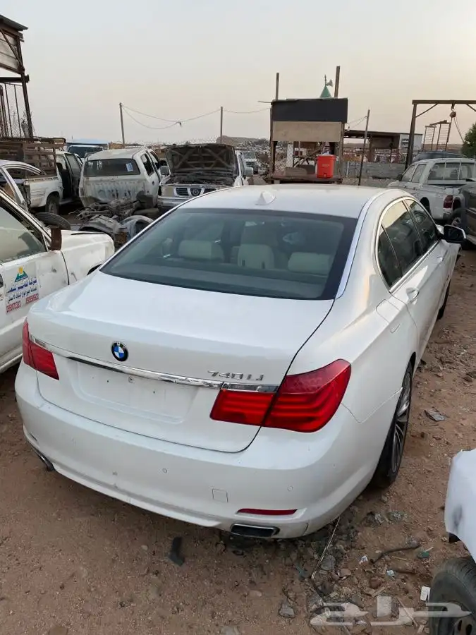 قطع غيار تشليح بي ام 740 موديل 2009 - 2011 2