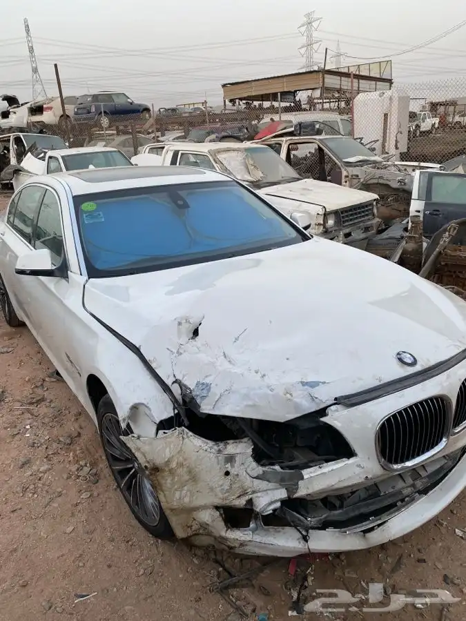 قطع غيار تشليح بي ام 740 موديل 2009 - 2011 5