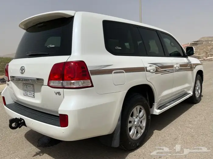 (تم البيع)صالون لانكروزر2009 مخزن 14