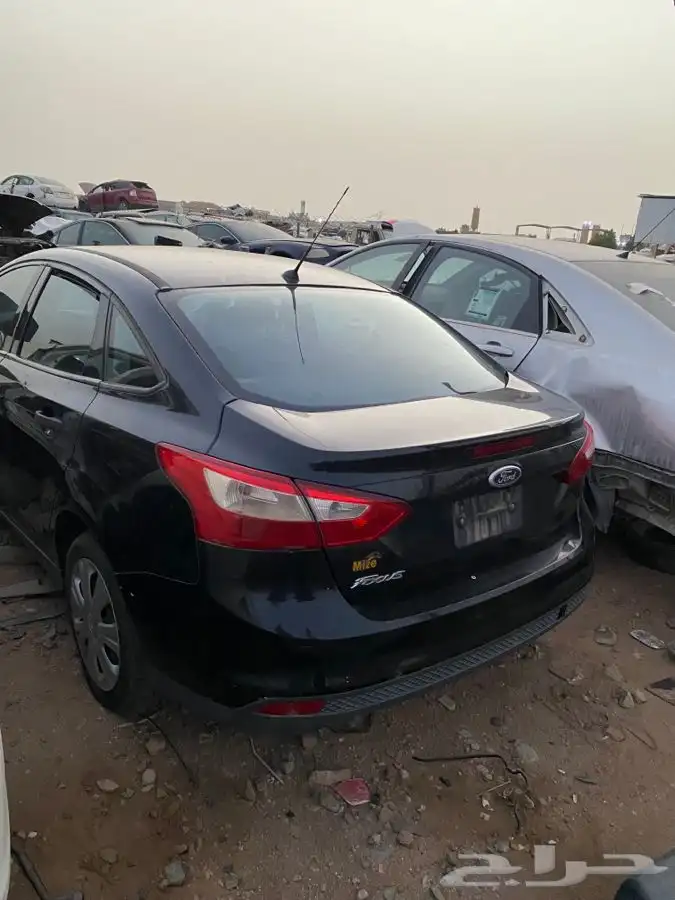 قطع غيار تشليح فورد فوكس 2012 4