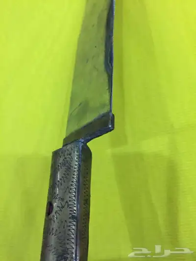 سكين شاروخان مقاس كبير لها 25 سنة 0