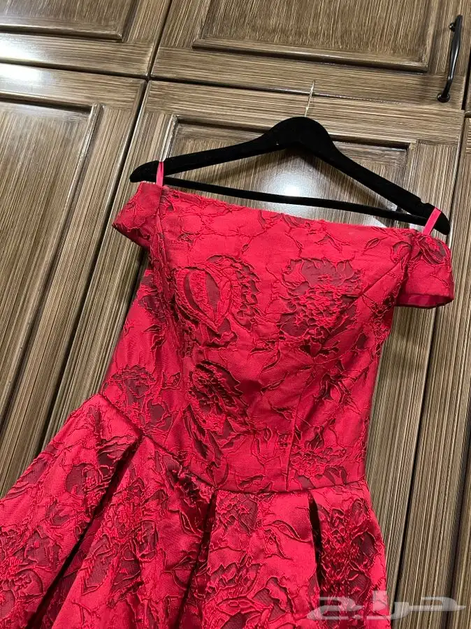 فستان لون احمر المقاس فري سايز 1