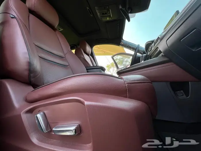 تم البيع خارج الموقع مازدا CX9 2019 سيقنتشر 28