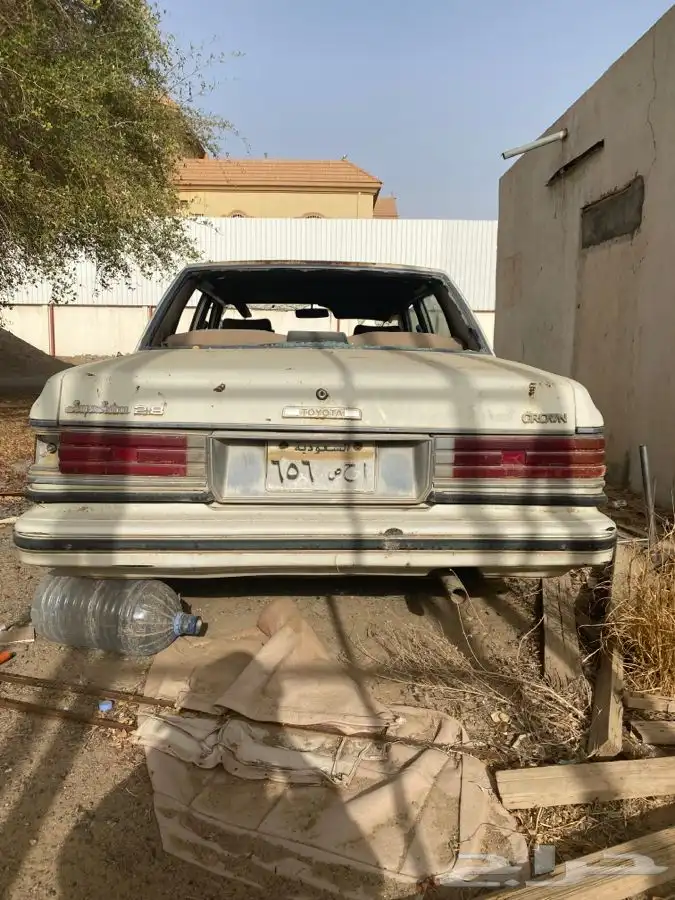 سياره تيوتا كراون 83للبيع 2